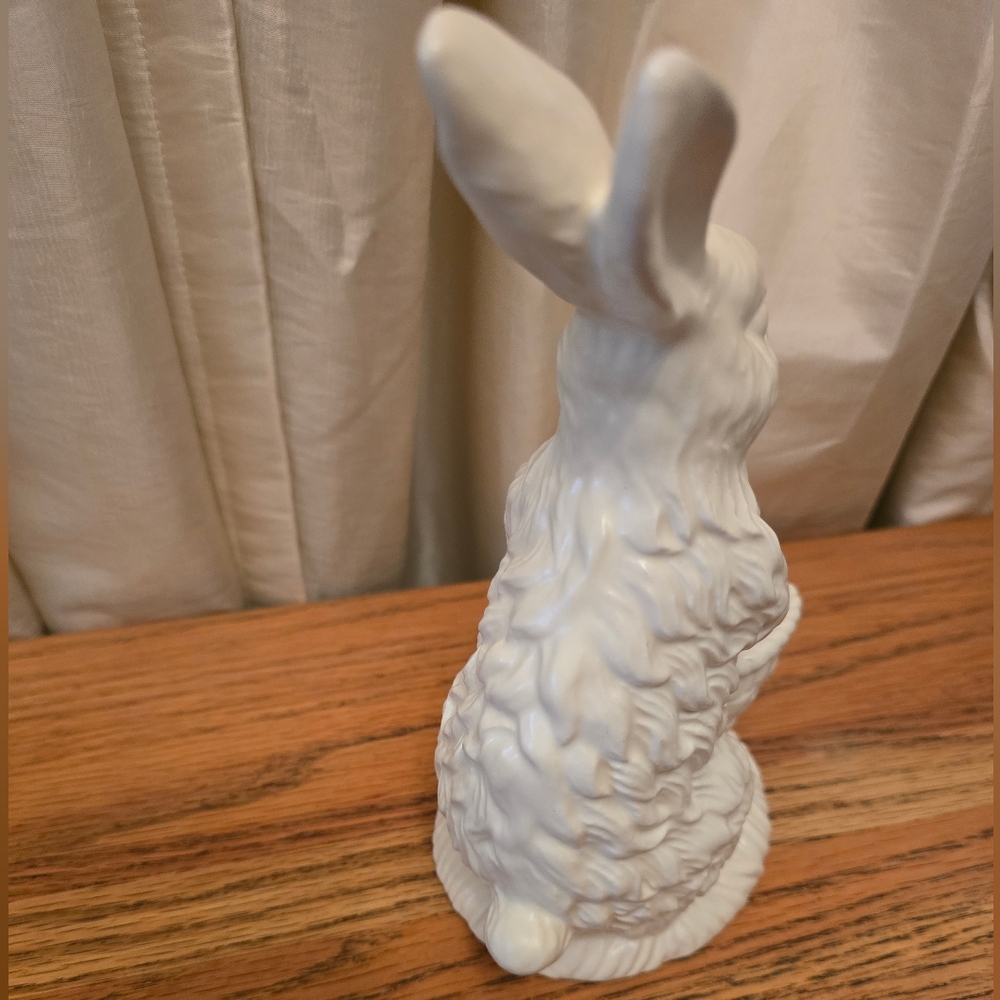 New! White Ceramic Rabbit - Picture 3 of 3